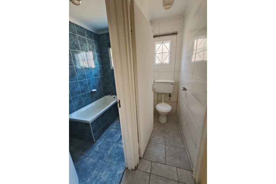 To Let 2 Bedroom Property for Rent in Amalinda Eastern Cape